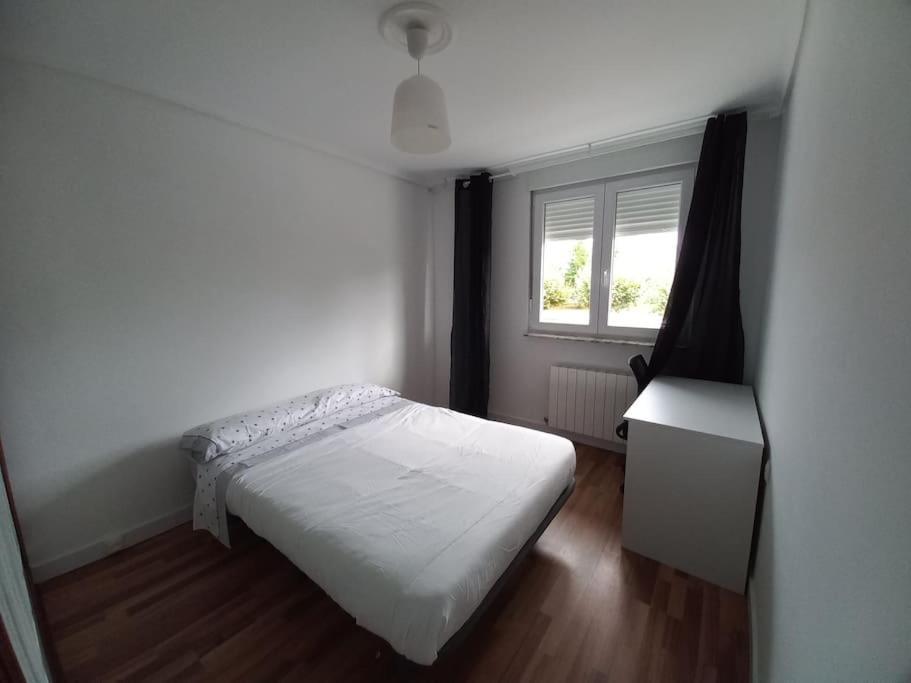 Apartamento En Santander Soleado Y Con Terraza. ภายนอก รูปภาพ