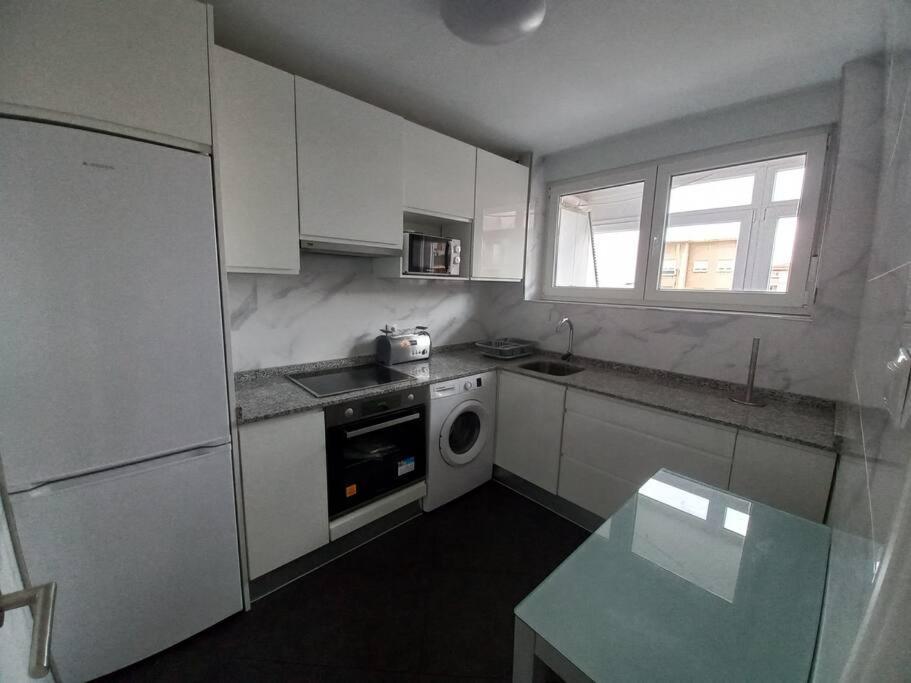 Apartamento En Santander Soleado Y Con Terraza. ภายนอก รูปภาพ