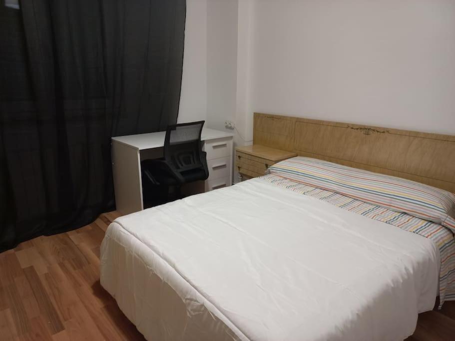 Apartamento En Santander Soleado Y Con Terraza. ภายนอก รูปภาพ
