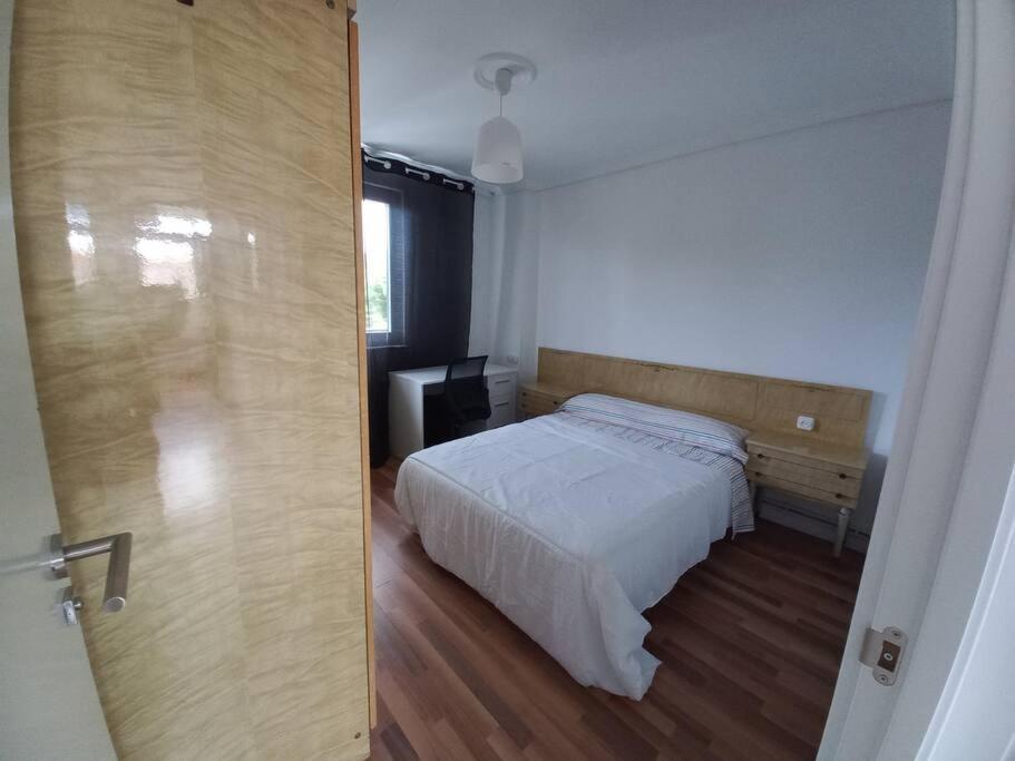 Apartamento En Santander Soleado Y Con Terraza. ภายนอก รูปภาพ