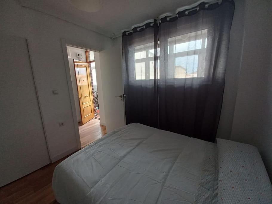 Apartamento En Santander Soleado Y Con Terraza. ภายนอก รูปภาพ